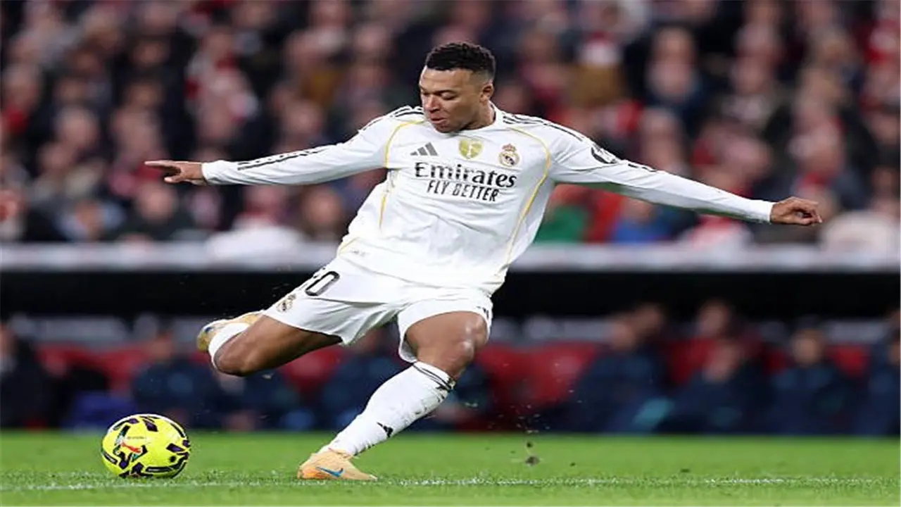 تحديثات حاسمة: موقف مبابي وأرنولد من اللحاق بكأس السوبر الإسباني